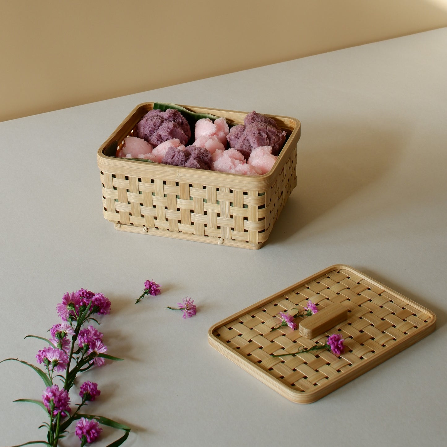 Basic Basket Small with Lid