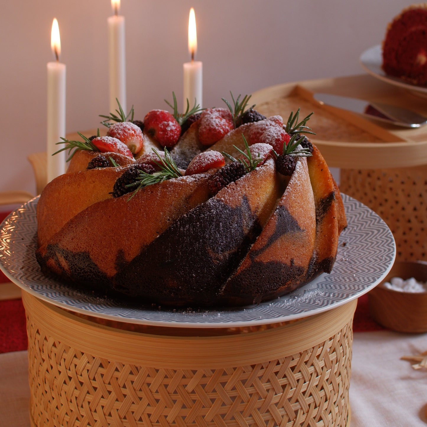 Frangipani Cake Stand (Natural & Pink)