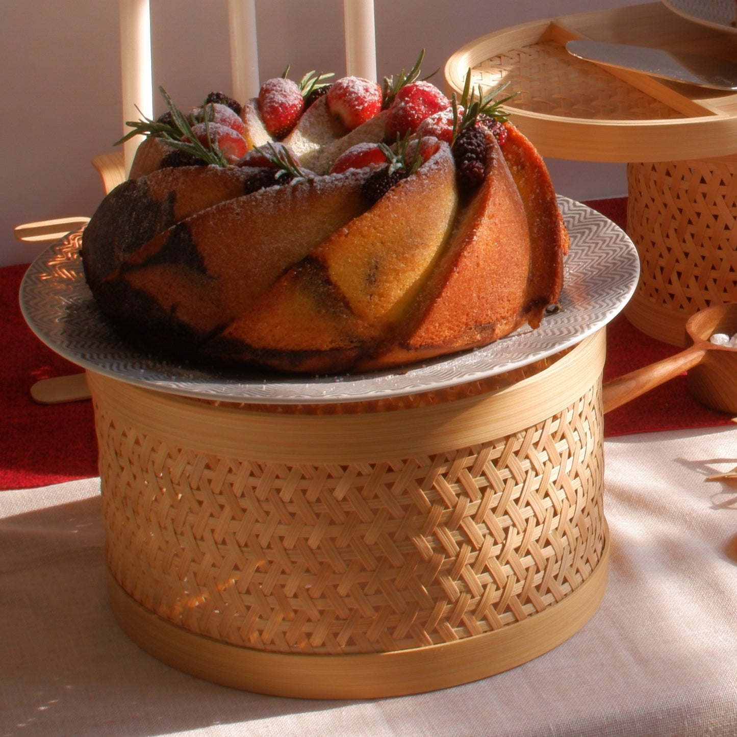 Frangipani Cake Stand (Natural & Pink)